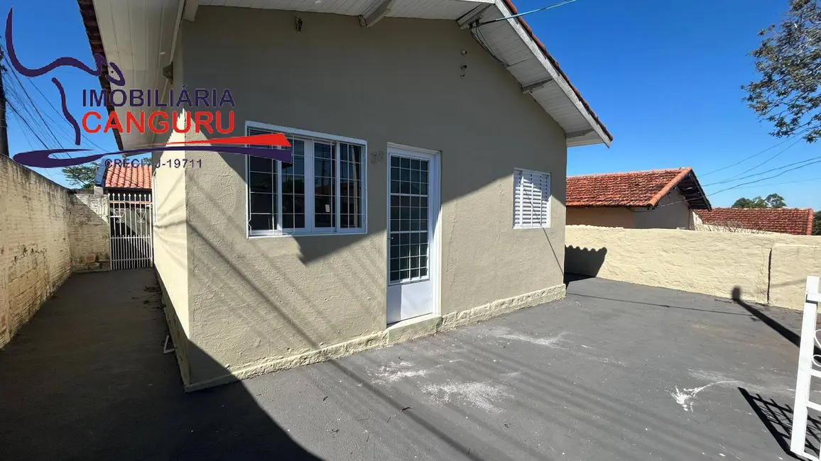 Foto 4 de Casa com 2 quartos para alugar em Piraju - SP