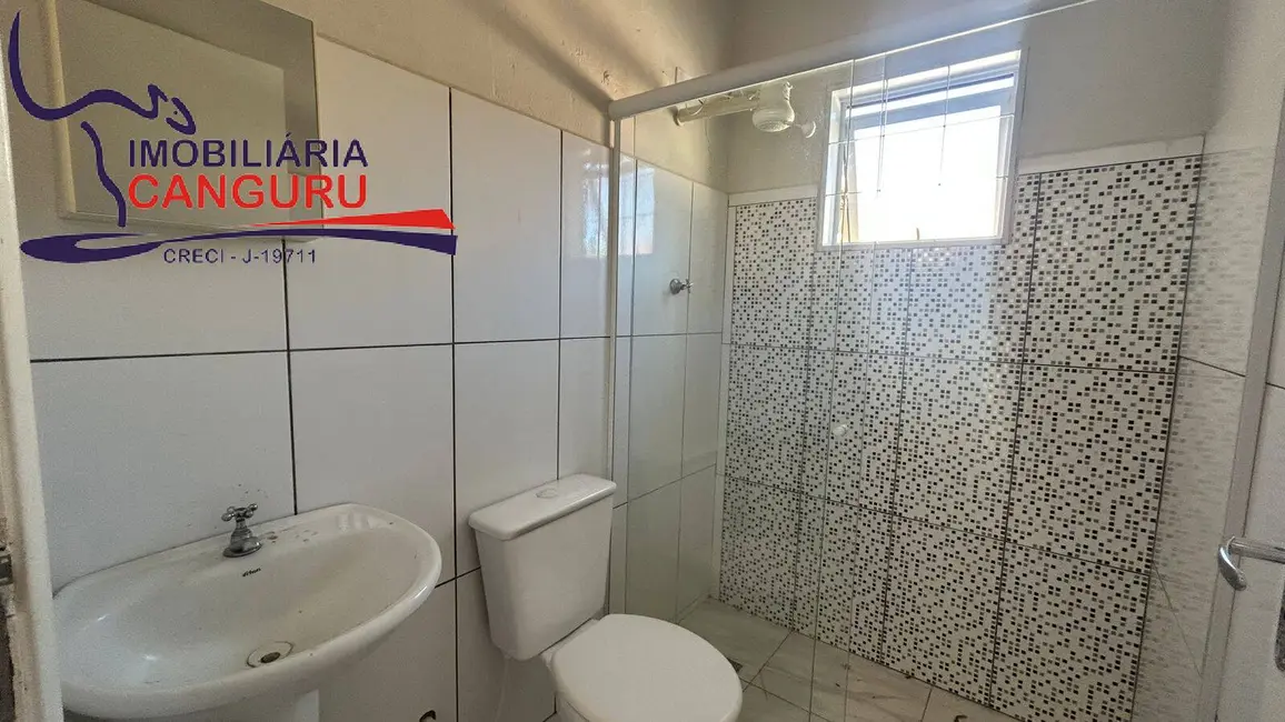 Foto 7 de Casa com 2 quartos para alugar em Piraju - SP