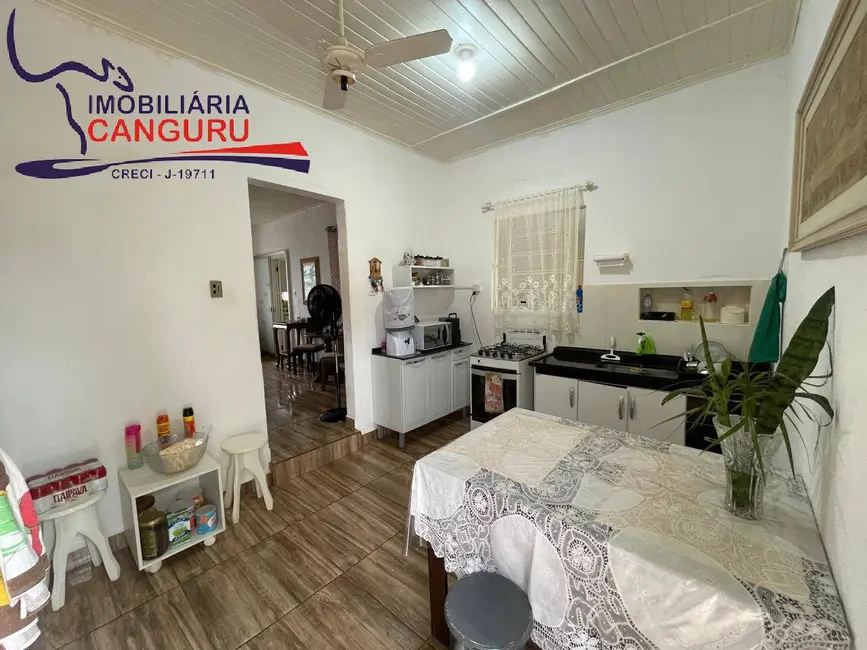 Foto 5 de Casa com 3 quartos à venda, 350m2 em Centro, Sarutaia - SP