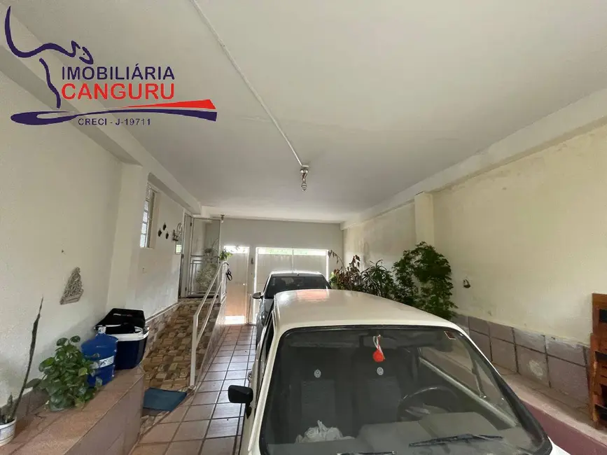 Foto 3 de Casa com 3 quartos à venda, 350m2 em Centro, Sarutaia - SP