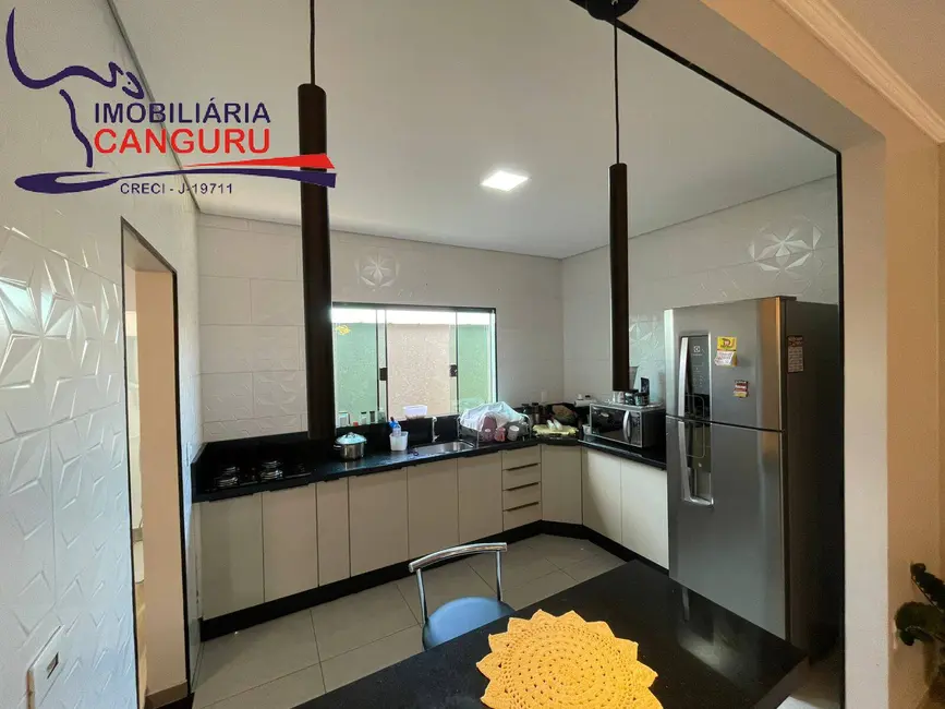 Foto 8 de Casa com 3 quartos à venda, 366m2 em Piraju - SP