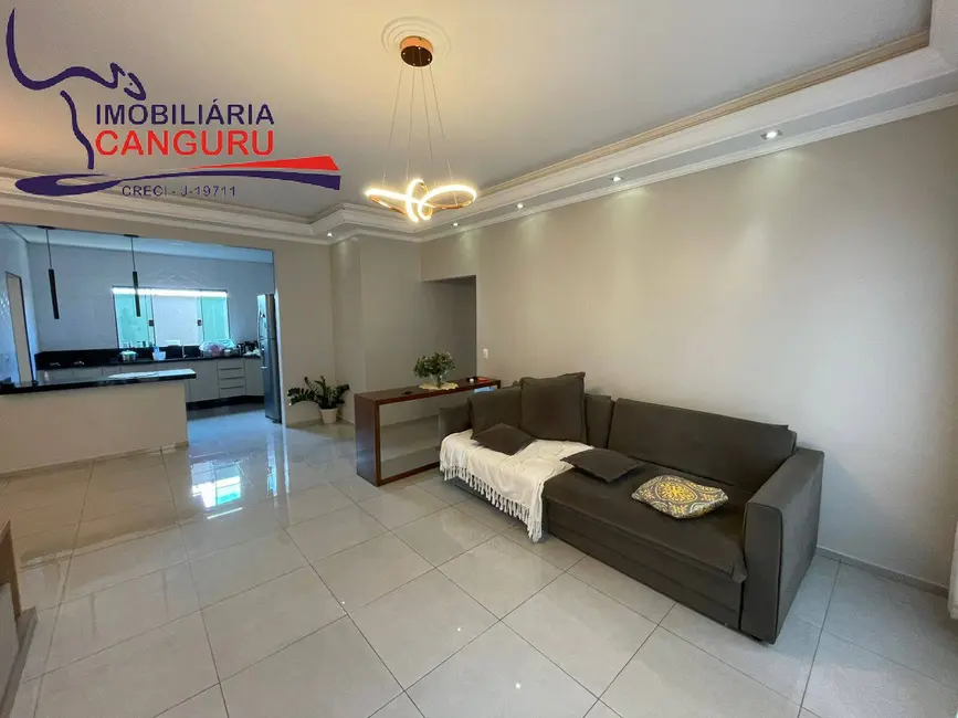 Foto 5 de Casa com 3 quartos à venda, 366m2 em Piraju - SP