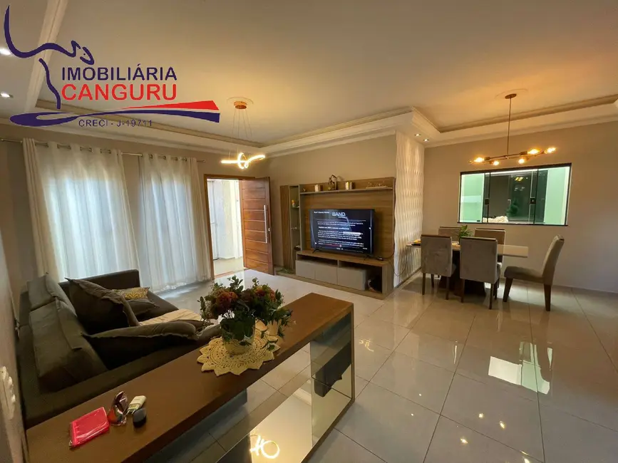 Foto 6 de Casa com 3 quartos à venda, 366m2 em Piraju - SP