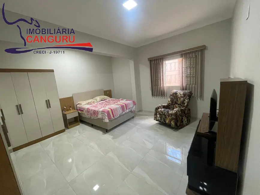 Foto 9 de Casa com 3 quartos à venda, 250m2 em Piraju - SP