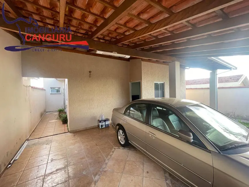 Foto 2 de Casa com 3 quartos à venda, 250m2 em Piraju - SP