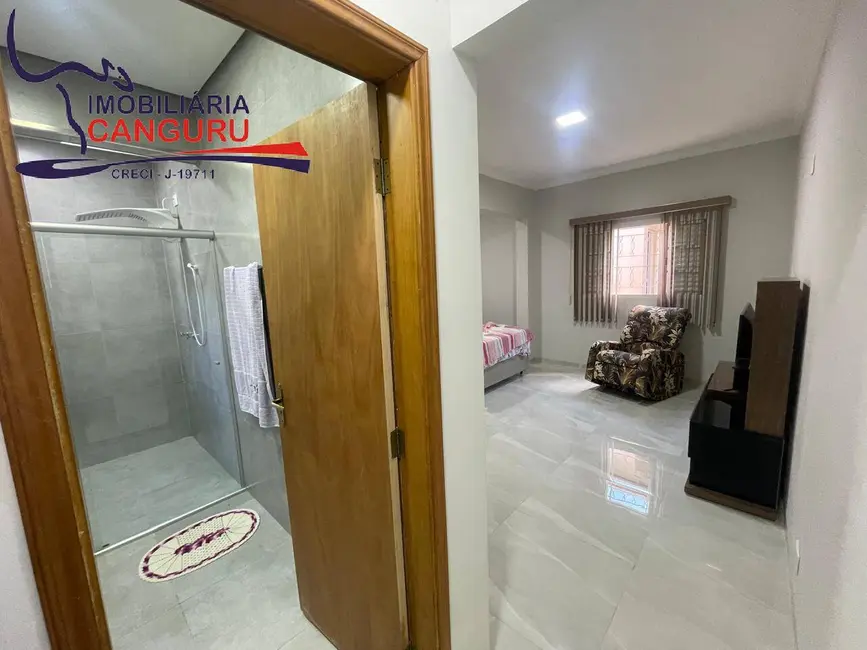 Foto 8 de Casa com 3 quartos à venda, 250m2 em Piraju - SP
