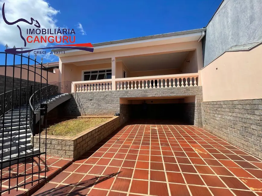 Foto 2 de Casa com 3 quartos à venda, 345m2 em Piraju - SP