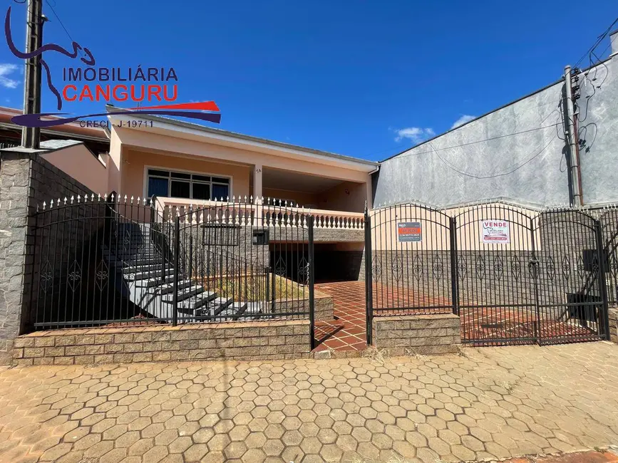 Foto 1 de Casa com 3 quartos à venda, 345m2 em Piraju - SP