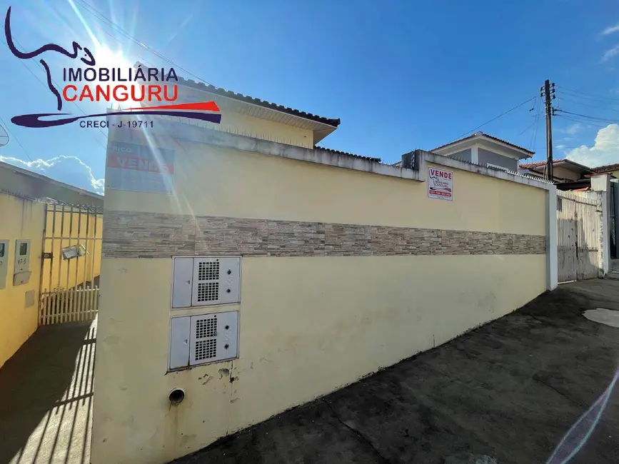 Foto 1 de Casa à venda, 385m2 em Piraju - SP