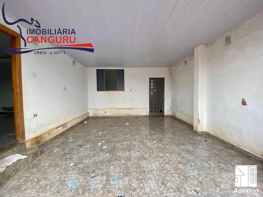 Foto 2 de Casa com 3 quartos à venda, 280m2 em Centro, Sarutaia - SP