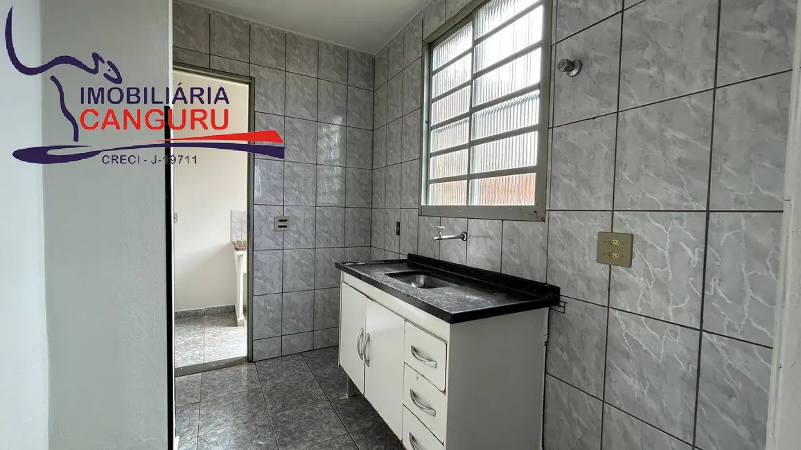 Foto 9 de Casa com 3 quartos para alugar em Piraju - SP