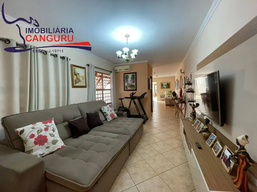 Foto 5 de Casa com 4 quartos à venda, 421m2 em Piraju - SP