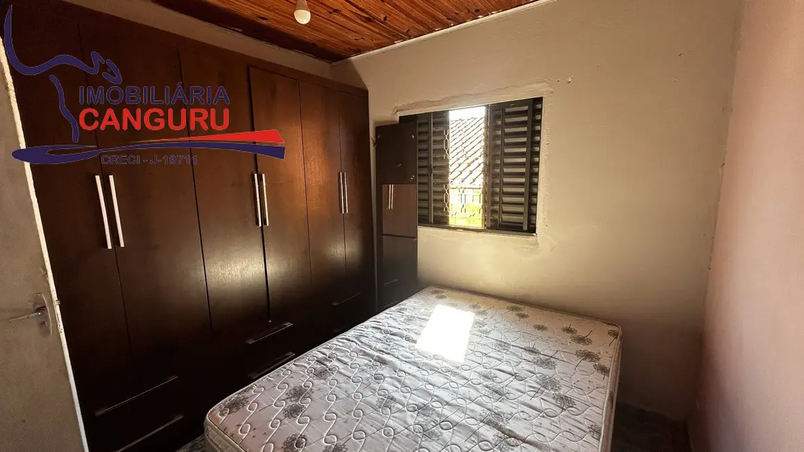Foto 3 de Casa com 2 quartos à venda, 175m2 em Piraju - SP
