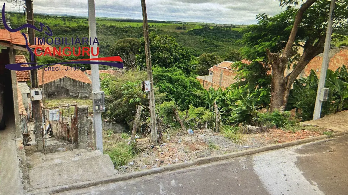 Foto 1 de Terreno / Lote à venda, 150m2 em Piraju - SP