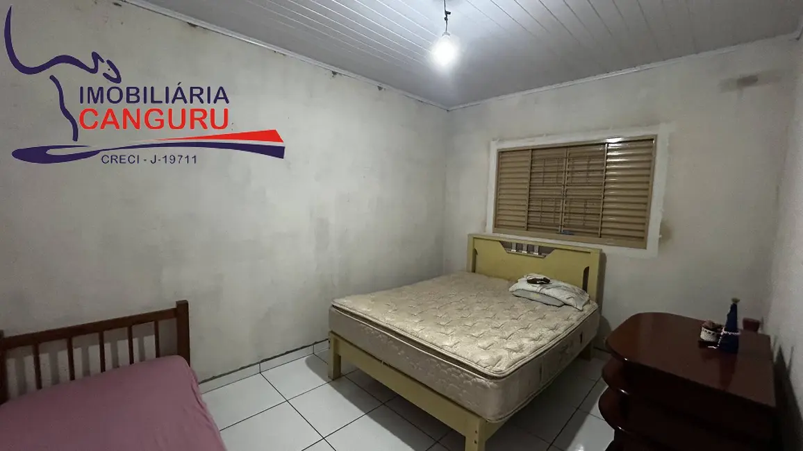 Foto 5 de Casa com 2 quartos à venda, 250m2 em Piraju - SP