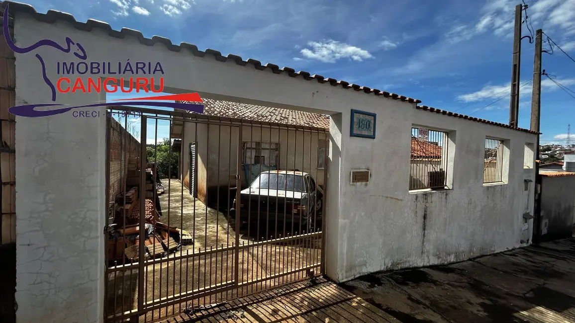 Foto 1 de Casa com 2 quartos à venda, 250m2 em Piraju - SP