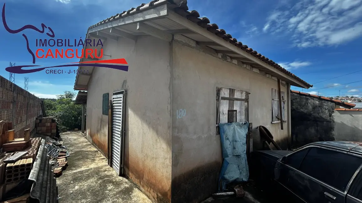 Foto 2 de Casa com 2 quartos à venda, 250m2 em Piraju - SP
