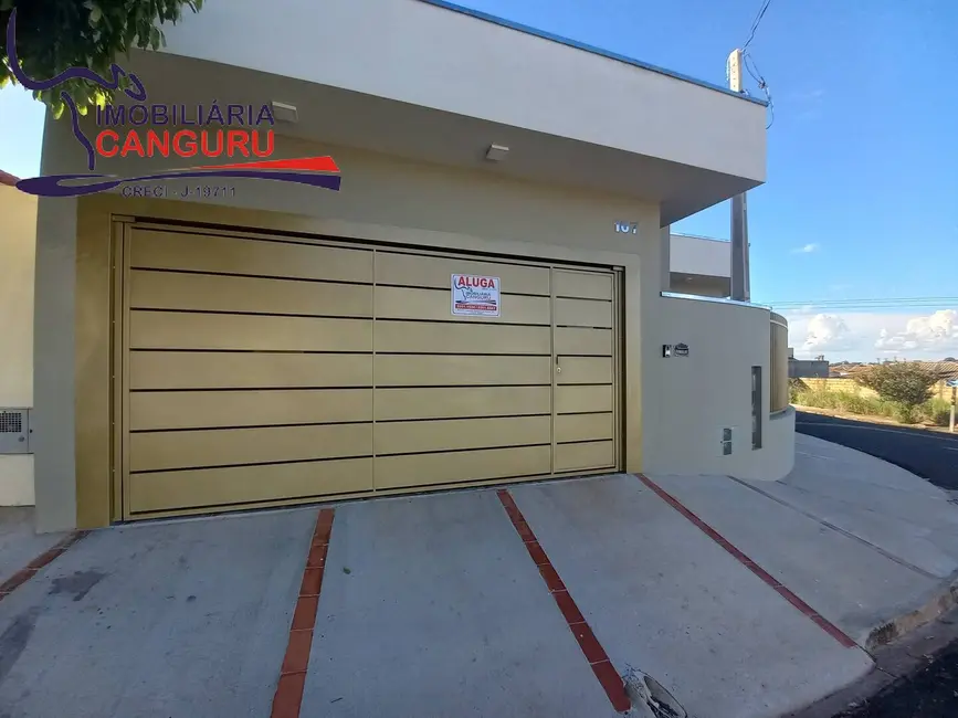 Foto 1 de Casa com 2 quartos para alugar em Piraju - SP