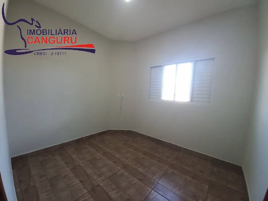 Foto 7 de Casa com 2 quartos para alugar em Piraju - SP