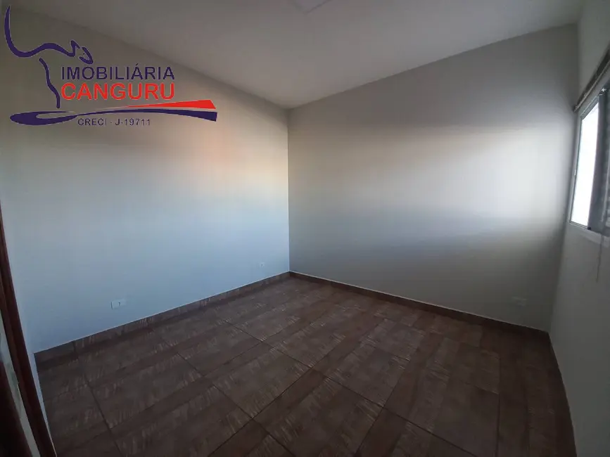 Foto 5 de Casa com 2 quartos para alugar em Piraju - SP