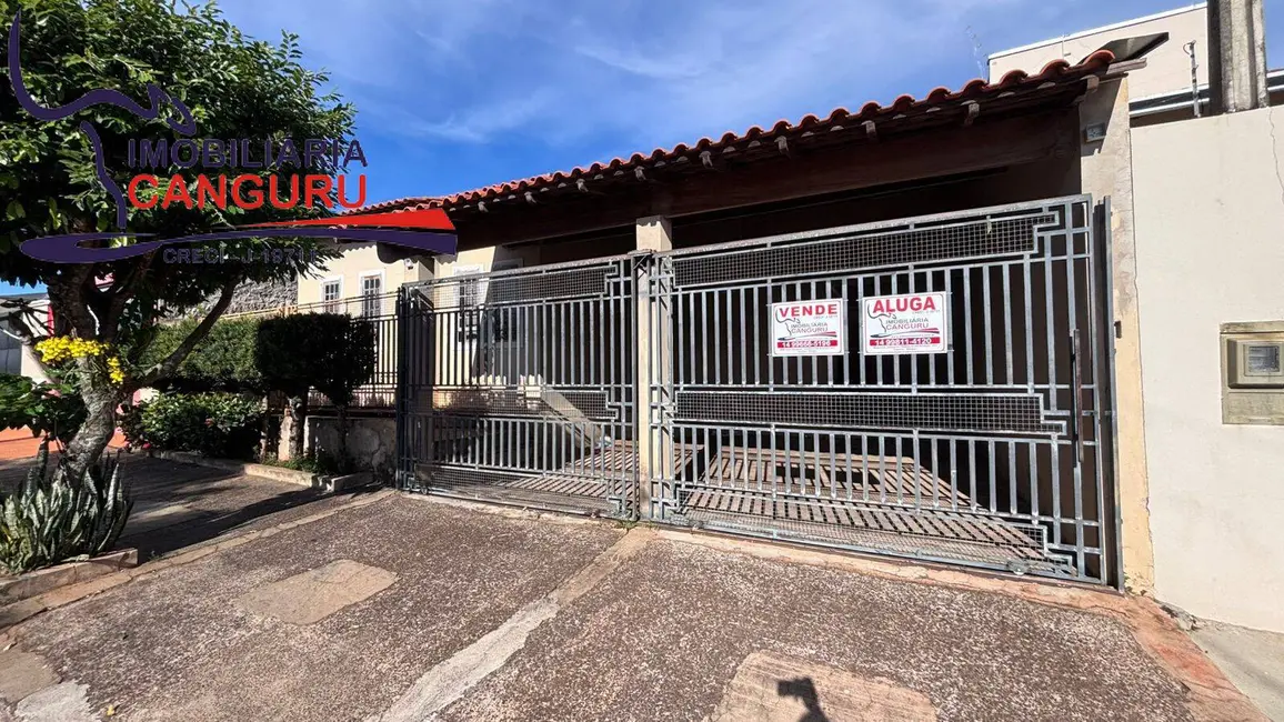 Foto 2 de Casa com 3 quartos à venda em Piraju - SP