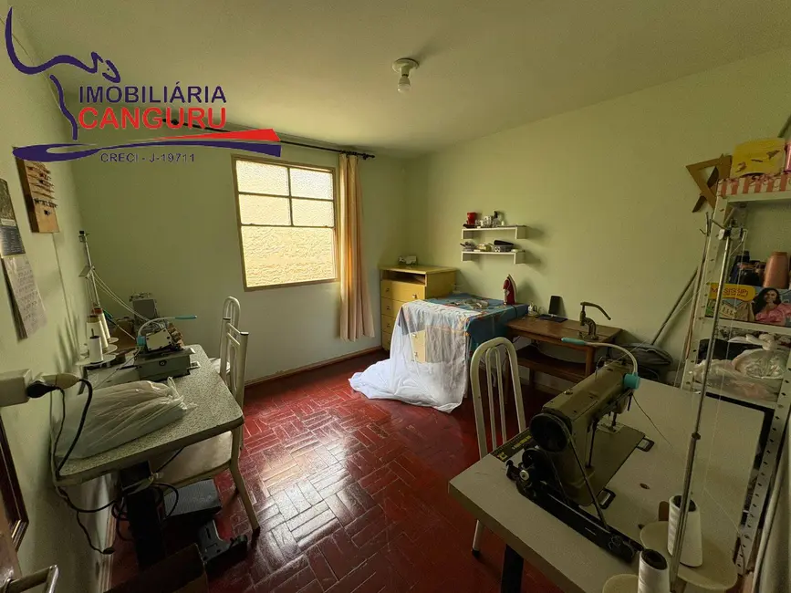 Foto 7 de Casa com 4 quartos à venda, 192m2 em Piraju - SP