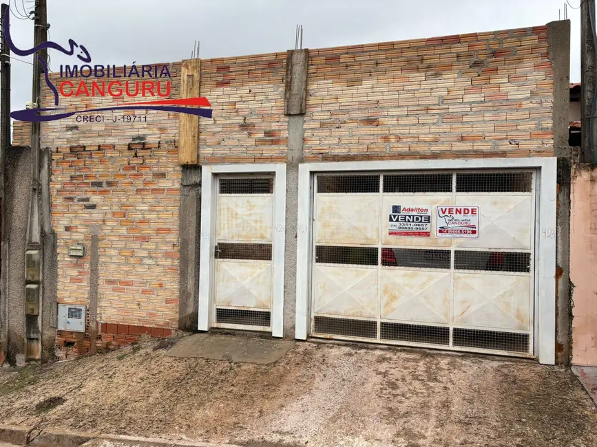 Foto 1 de Casa com 3 quartos à venda em Piraju - SP