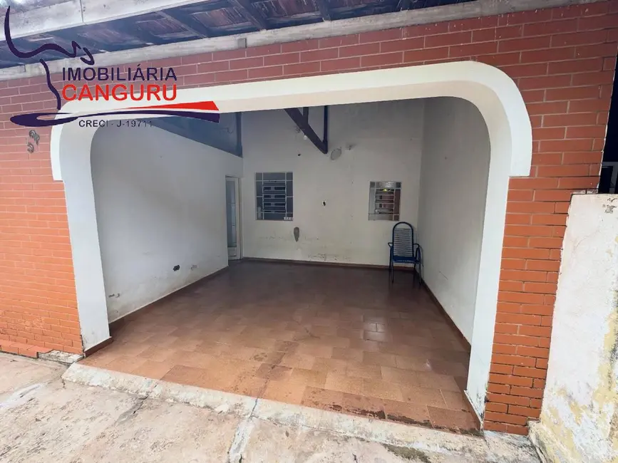 Casa com 2 quartos à venda, 200m2 em Piraju - SP - imagem 2 Foto 2 de Casa com 2 quartos à venda, 200m2 em Piraju - SP
