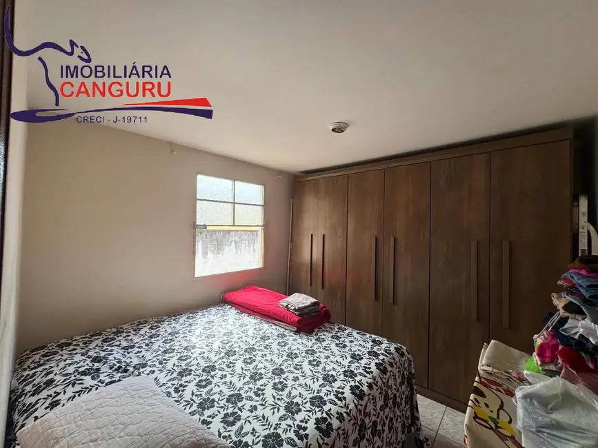 Casa com 2 quartos à venda, 200m2 em Piraju - SP - imagem 7 Foto 7 de Casa com 2 quartos à venda, 200m2 em Piraju - SP