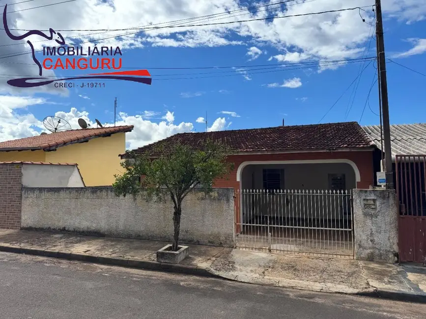 Casa com 2 quartos à venda, 200m2 em Piraju - SP - imagem 1 Foto 1 de Casa com 2 quartos à venda, 200m2 em Piraju - SP