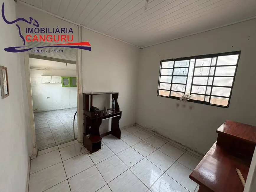 Foto 9 de Casa com 2 quartos à venda, 158m2 em Piraju - SP