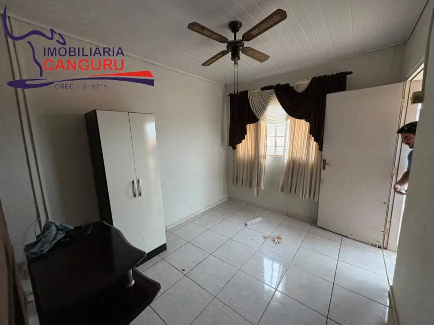 Foto 5 de Casa com 2 quartos à venda, 158m2 em Piraju - SP