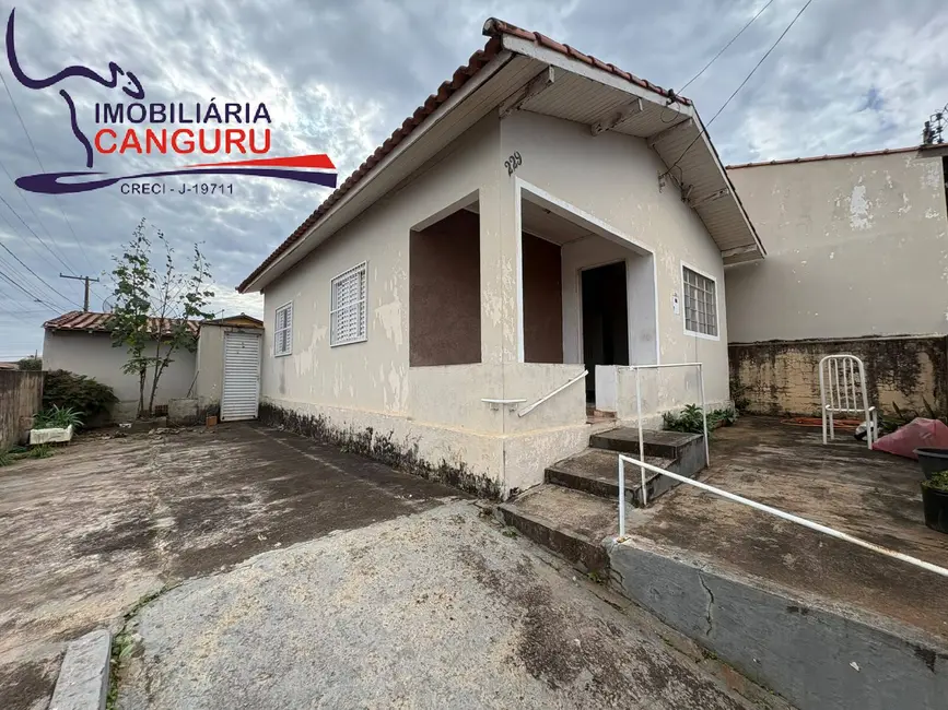 Foto 2 de Casa com 2 quartos à venda, 158m2 em Piraju - SP