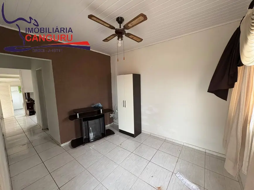 Foto 4 de Casa com 2 quartos à venda, 158m2 em Piraju - SP
