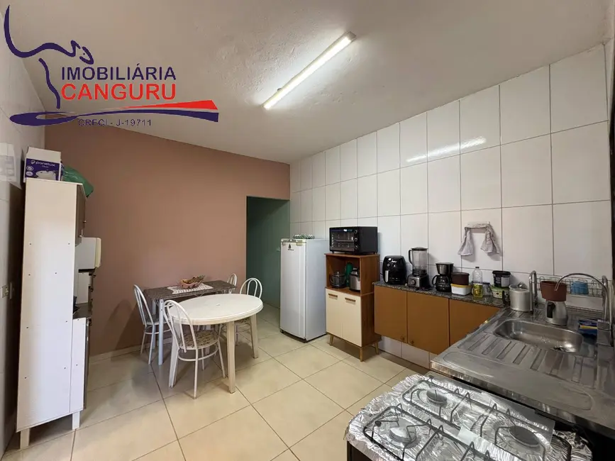 Foto 6 de Casa com 3 quartos à venda, 184m2 em Piraju - SP