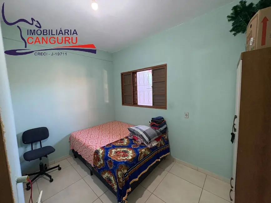Foto 8 de Casa com 3 quartos à venda, 184m2 em Piraju - SP