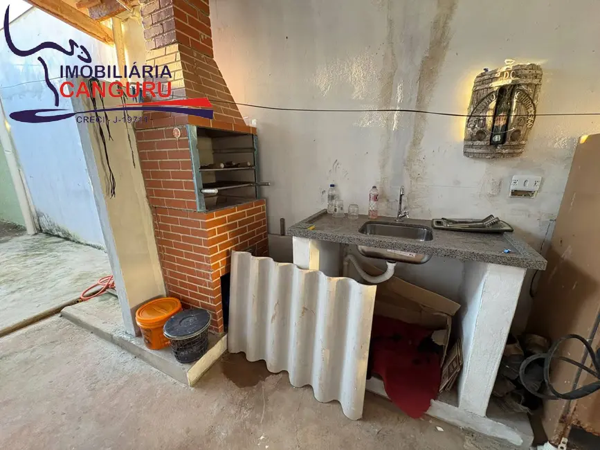 Foto 3 de Casa com 3 quartos à venda, 184m2 em Piraju - SP
