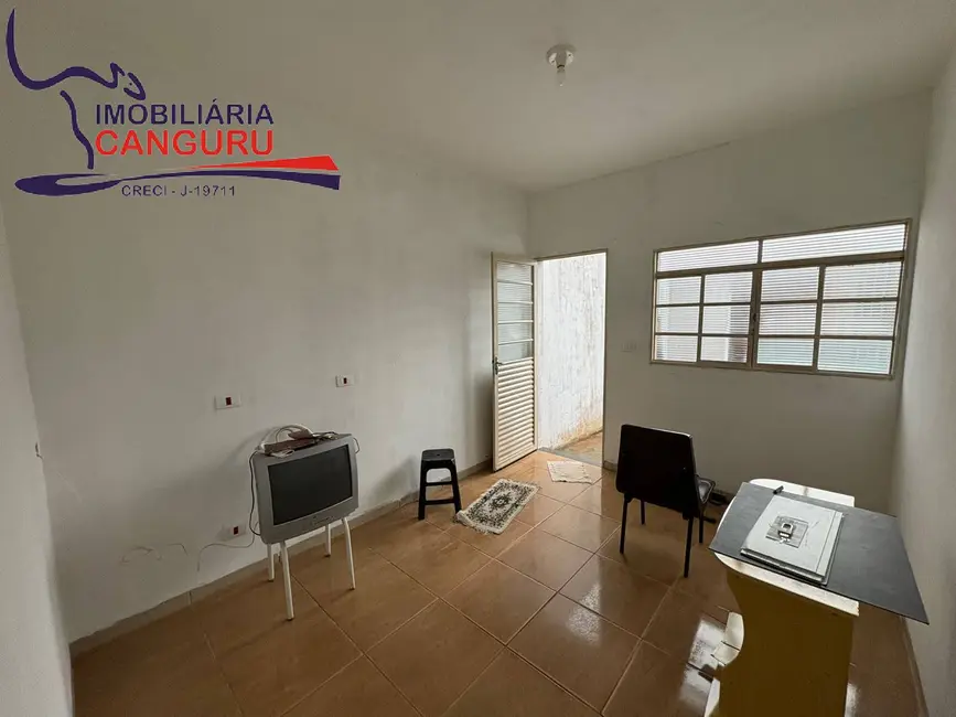 Foto 4 de Casa com 3 quartos à venda, 160m2 em Piraju - SP