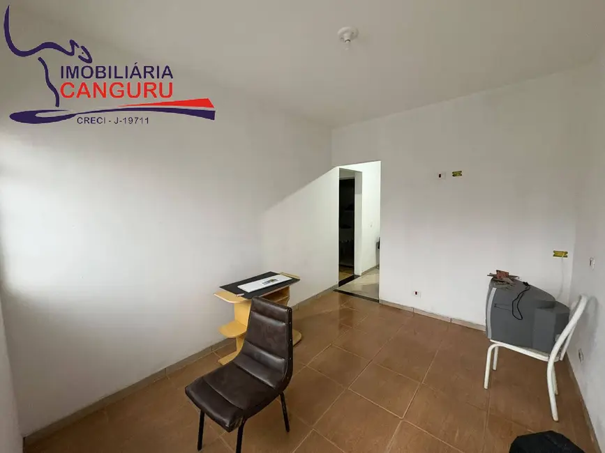 Foto 3 de Casa com 3 quartos à venda, 160m2 em Piraju - SP