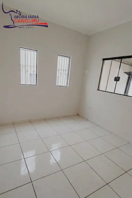 Foto 3 de Casa com 2 quartos à venda, 143m2 em Piraju - SP