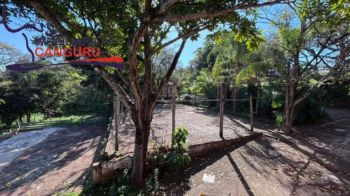 Casa com 3 quartos para alugar em Piraju - SP - imagem 5 Foto 5 de Casa com 3 quartos para alugar em Piraju - SP