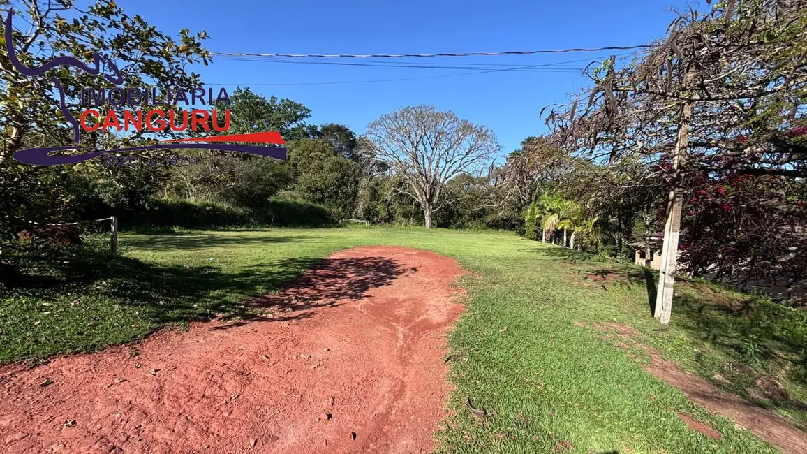 Casa com 3 quartos para alugar em Piraju - SP - imagem 3 Foto 3 de Casa com 3 quartos para alugar em Piraju - SP