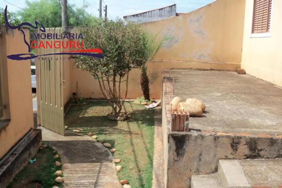 Foto 2 de Casa com 2 quartos à venda, 271m2 em Piraju - SP