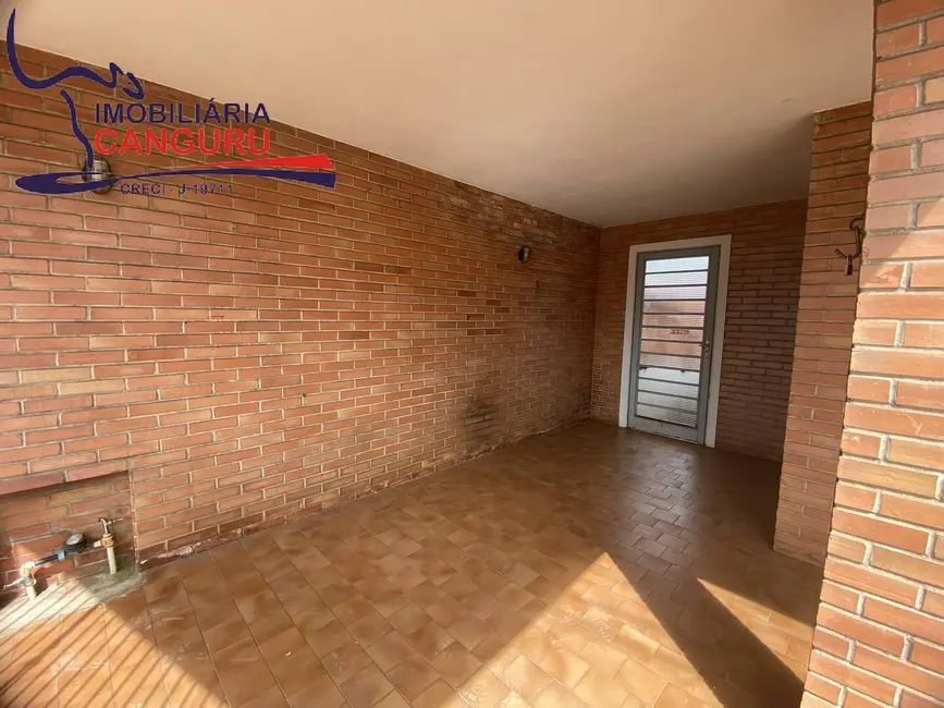 Foto 3 de Casa com 2 quartos à venda, 135m2 em Piraju - SP