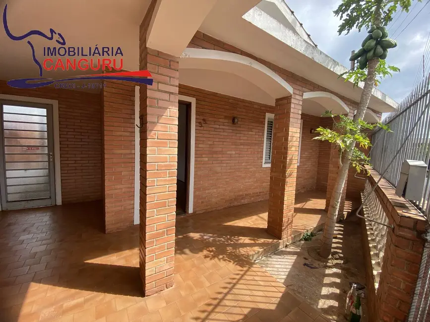 Foto 2 de Casa com 2 quartos à venda, 135m2 em Piraju - SP