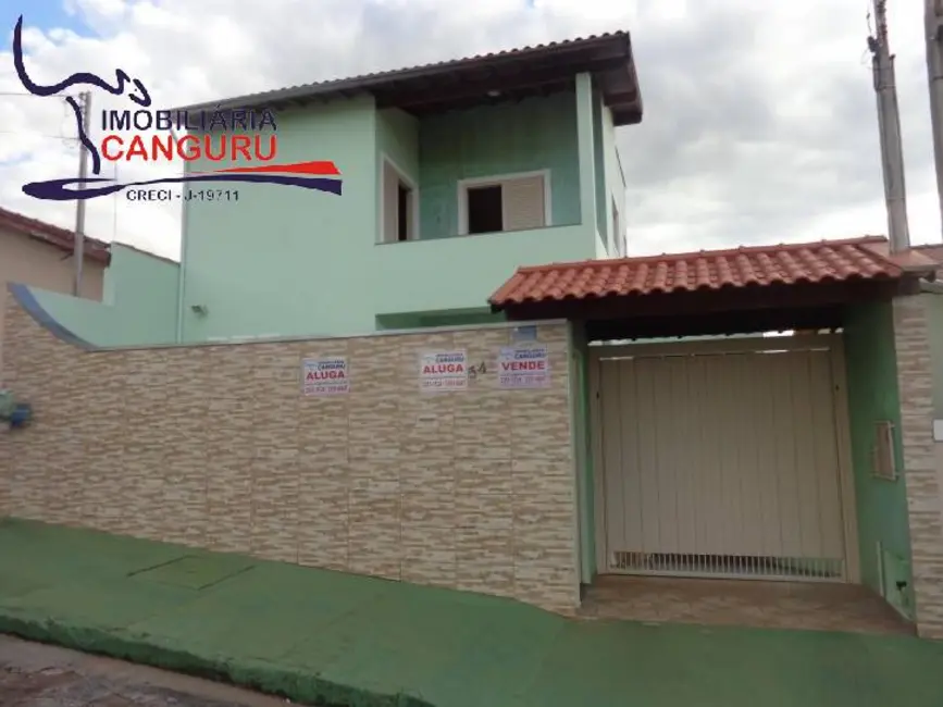 Foto 2 de Casa com 3 quartos à venda, 170m2 em Piraju - SP