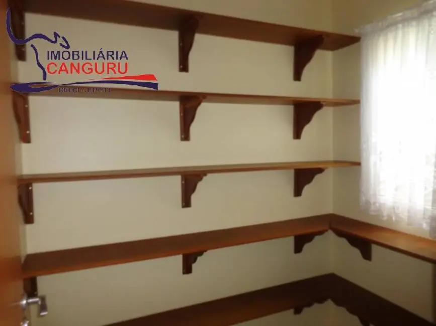 Foto 9 de Casa com 3 quartos à venda, 170m2 em Piraju - SP