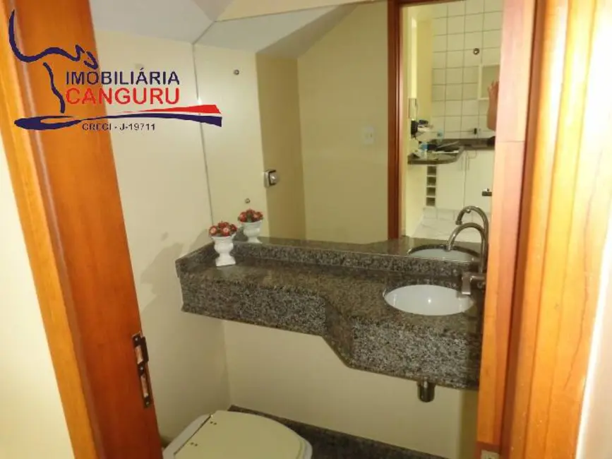 Foto 7 de Casa com 3 quartos à venda, 170m2 em Piraju - SP