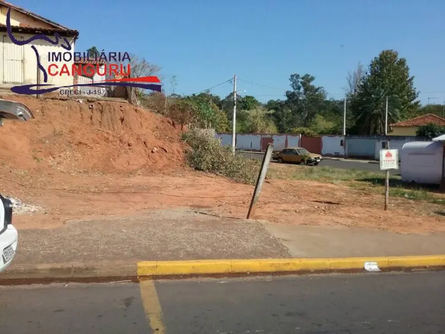 Foto 2 de Terreno / Lote à venda, 250m2 em Piraju - SP