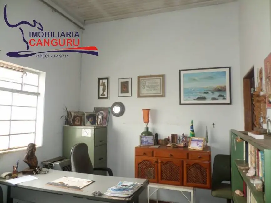 Foto 9 de Casa com 3 quartos à venda, 300m2 em Centro, Piraju - SP